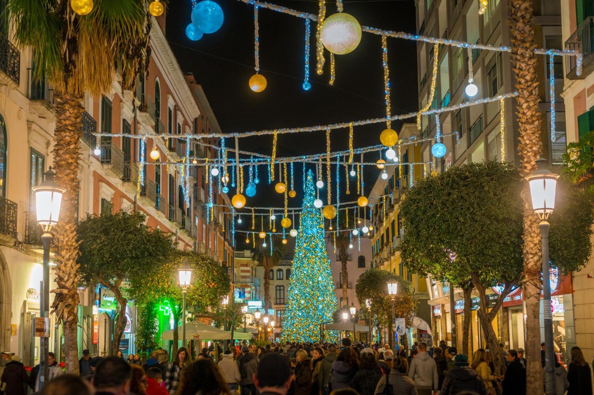 Mare Luna - Appartamento Nel Centro Storico Di Salerno Buitenkant foto